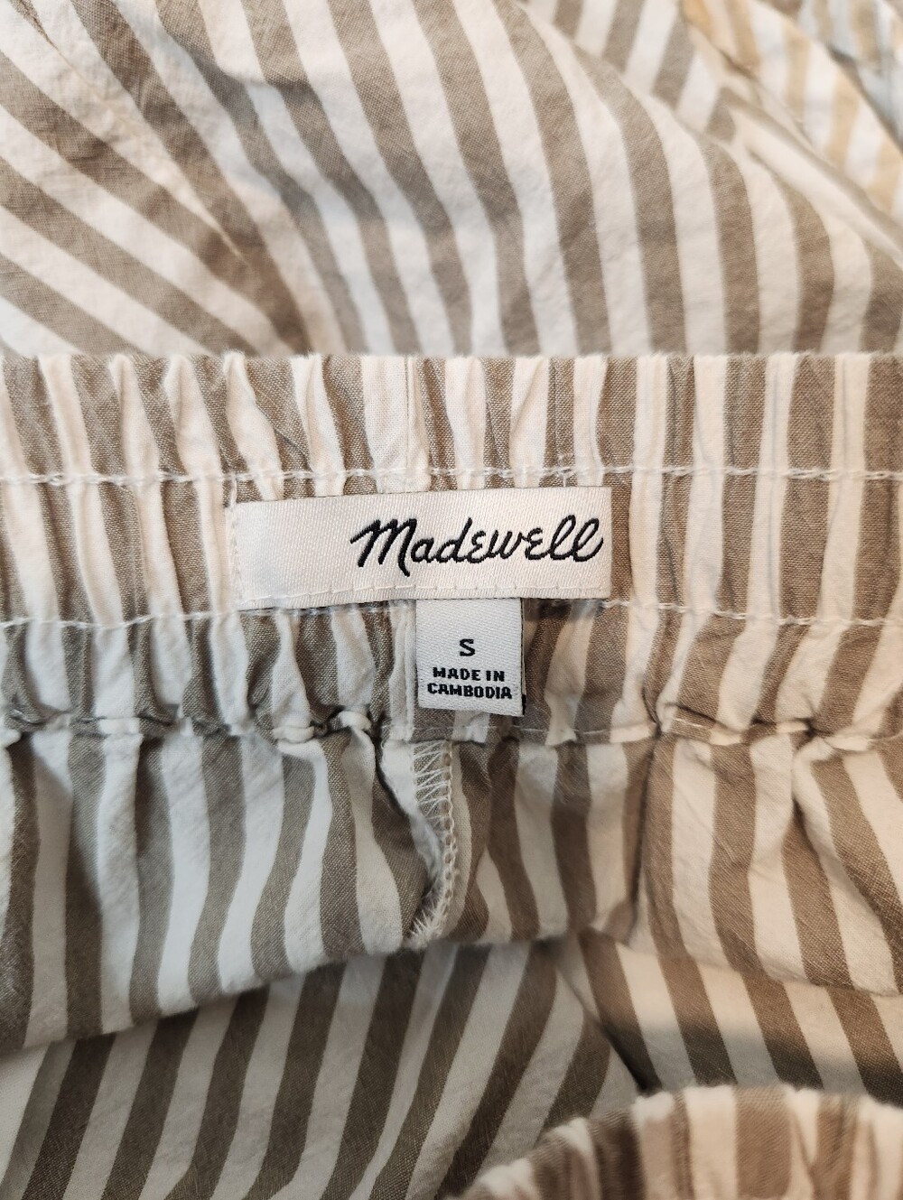 Madewell Crinkle Cotton Dolphin Hem Shorts Size Small - Picture 5 of 9